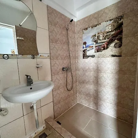 Guest house Casa Bucuria